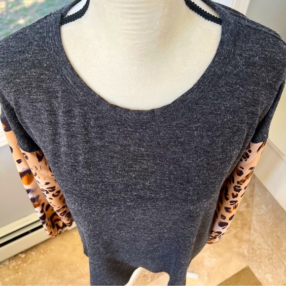 Davi & Dani long sleeve, leopard print shirt - Picture 2 of 5